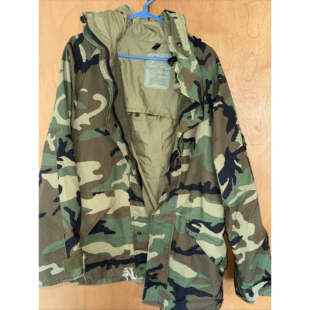 US Military Parka Jacket Cold Weather Camouflage Mens Med Long 8415-01-228-1317